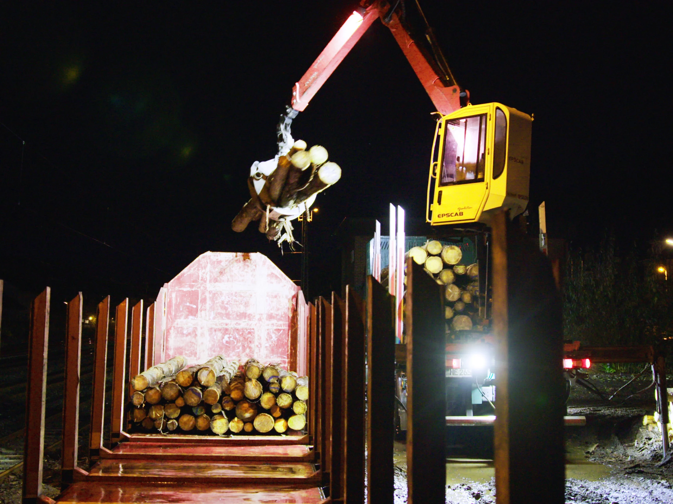 Holz Beladung Güterzug